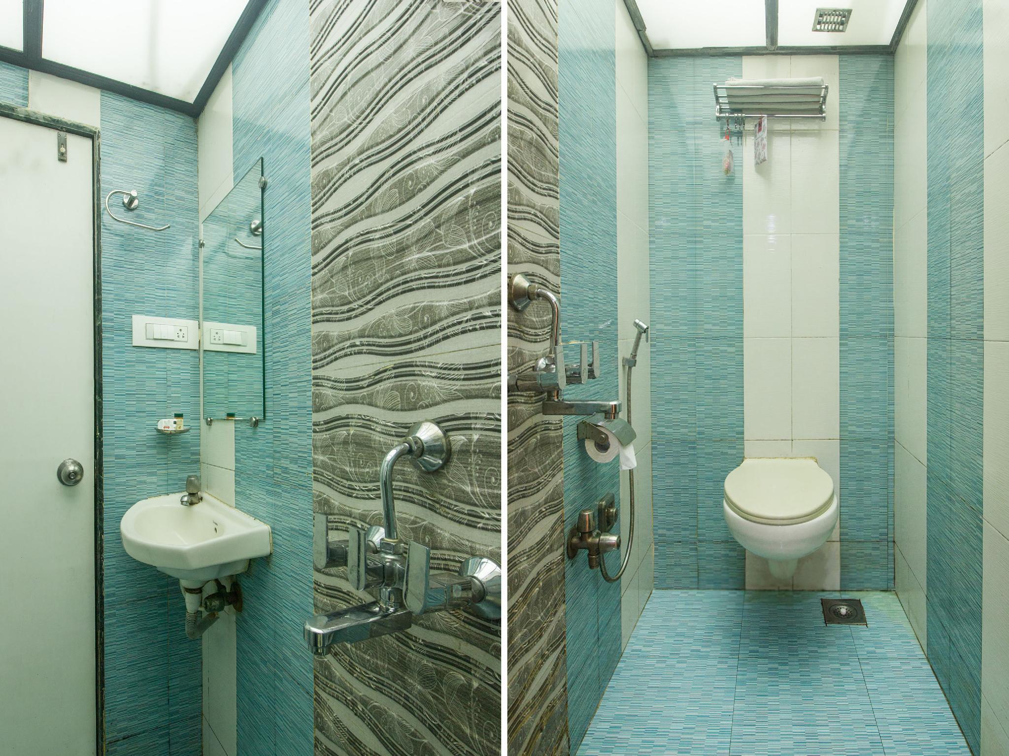 Oyo Hotel Sarovar Grand Kalamboli Екстер'єр фото